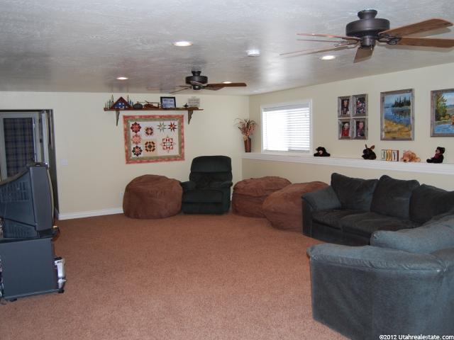 2443 N 2710 W, Clinton, UT 84015 — photo 7