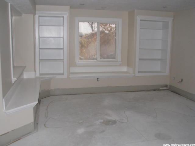 915 N 700 E, Centerville, UT 84014 — photo 11