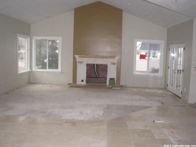 915 N 700 E, Centerville, UT 84014 — photo 3