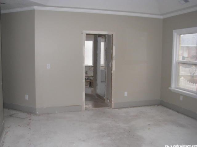 915 N 700 E, Centerville, UT 84014 — photo 10