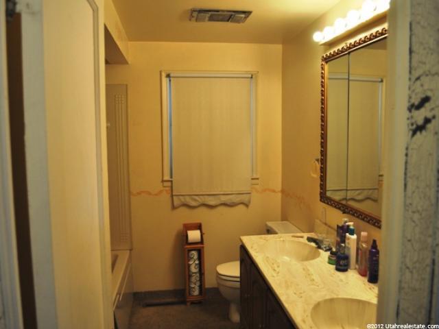 34 E 100 N, Malad City, ID 83252 — photo 2