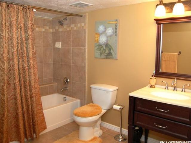 187 N 2975 W, West Point, UT 84015 — photo 8
