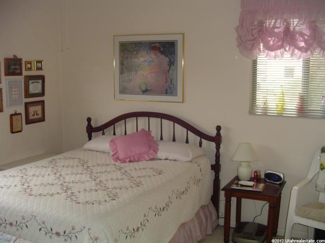 1010 S Van Buren E, Ogden, UT 84404 — photo 4