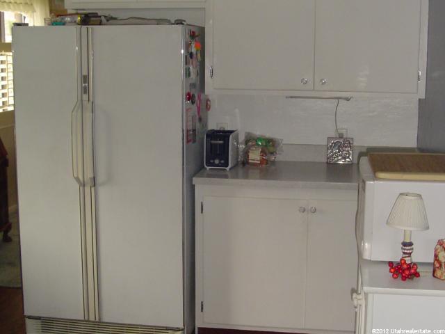1010 S Van Buren E, Ogden, UT 84404 — photo 7