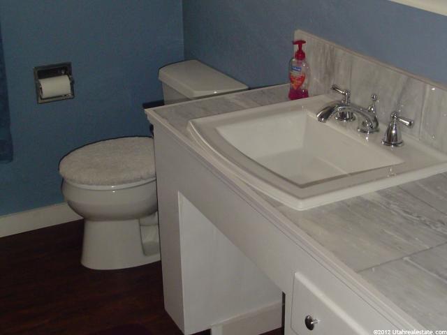 1010 S Van Buren E, Ogden, UT 84404 — photo 8