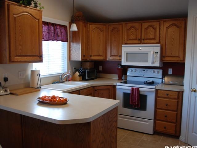 2408 N 875 W, Layton, UT 84041 — photo 2