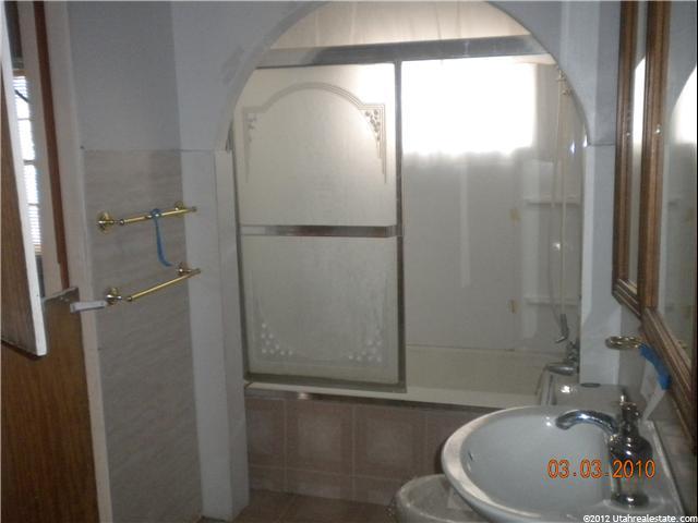 97 E 700 S, Clearfield, UT 84015 — photo 2