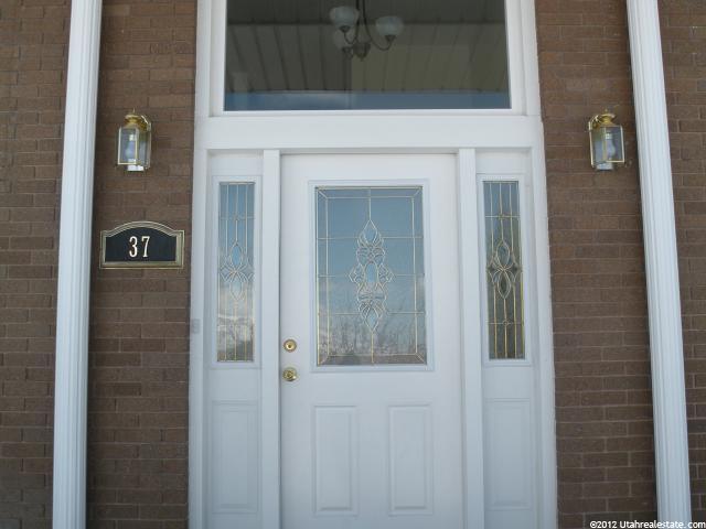 37 W 3500 S, Bountiful, UT 84010 — photo 2