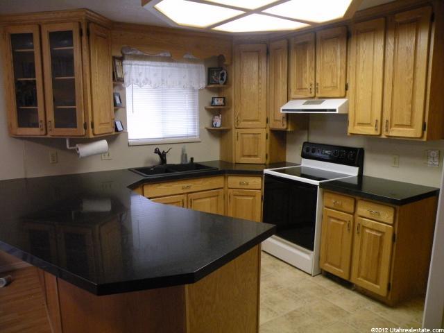 37 W 3500 S, Bountiful, UT 84010 — photo 5