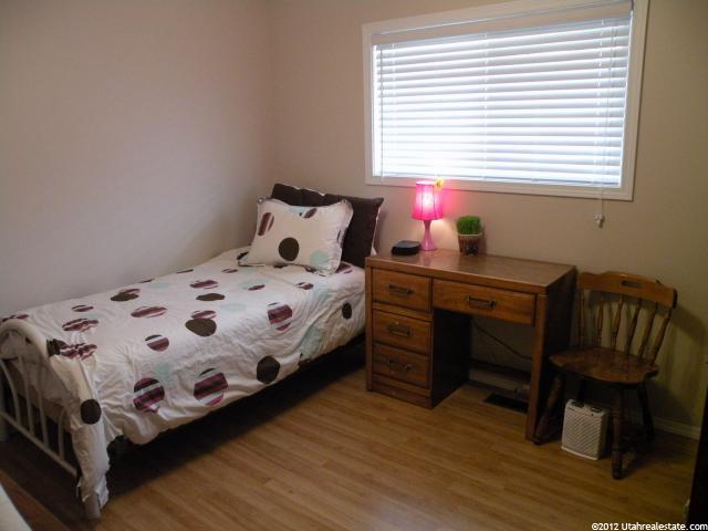 37 W 3500 S, Bountiful, UT 84010 — photo 10