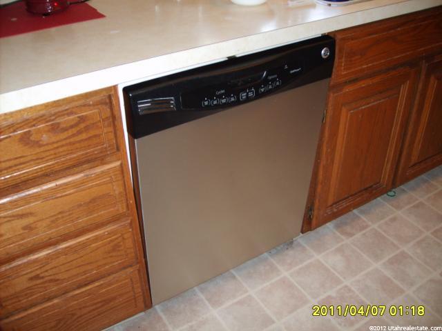 2530 W 6000 S, Roy, UT 84067 — photo 11