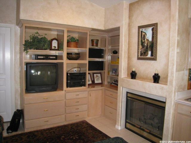 890 W Hampton Rd, St. George, UT 84770 — photo 4