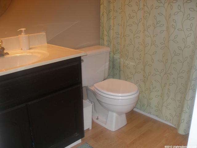 5048 S 3375 W, Roy, UT 84067 — photo 12