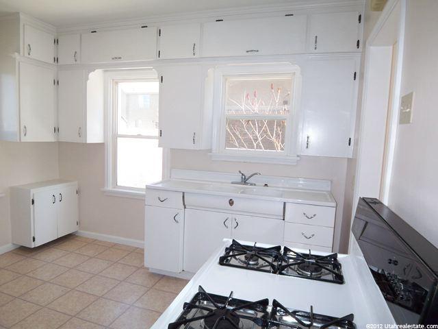 69 E Cox Ln S, Midvale, UT 84047 — photo 5