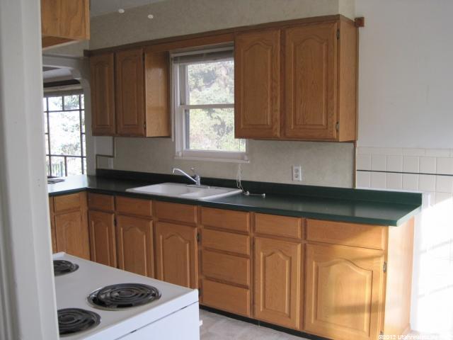 227 Chimes View Dr, Ogden, UT 84405 — photo 3