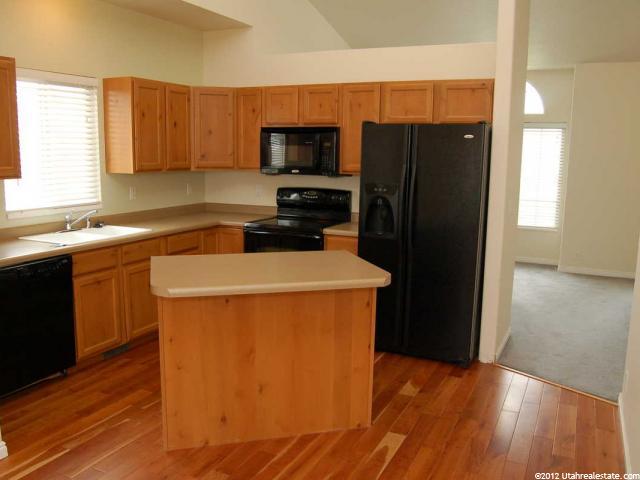 915 N 1380 E, Tooele, UT 84074 — photo 4