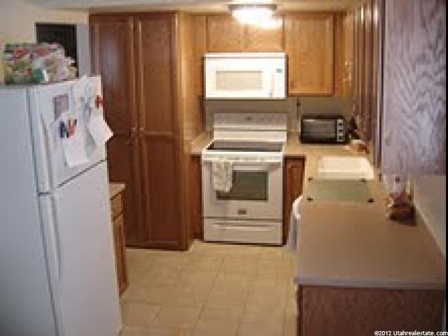 455 E 5600 S #D, Murray, UT 84107 — photo 2