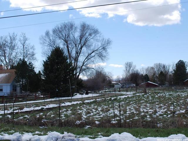 80 S Chapel St E, Layton, UT 84041 — photo 5