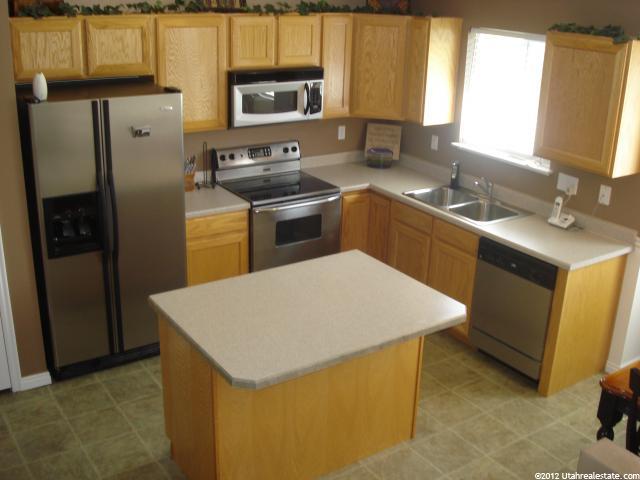 962 Meadowbrook Dr W, Logan, UT 84321 — photo 5