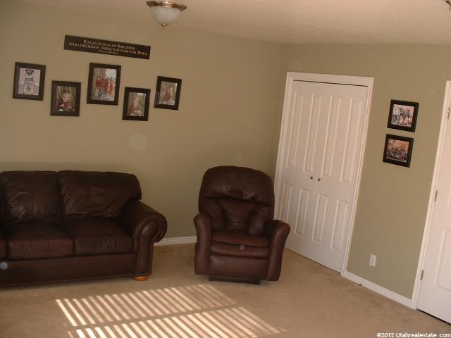 962 Meadowbrook Dr W, Logan, UT 84321 — photo 8