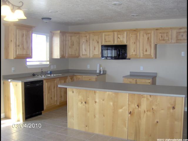 623 E 650 N, Vernal, UT 84078 — photo 3