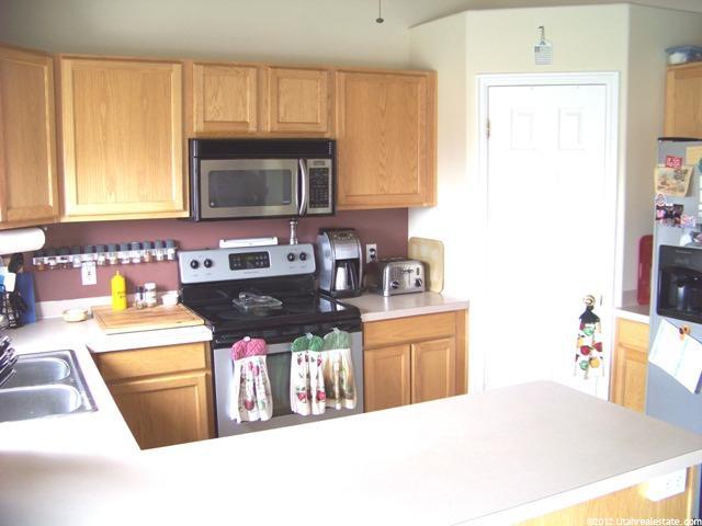 155 W 1525 N, Layton, UT 84041 — photo 10