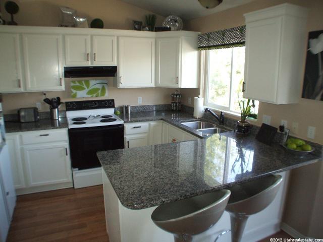 1448 N 200 W, Layton, UT 84041 — photo 2