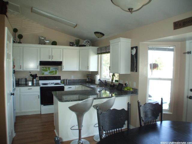 1448 N 200 W, Layton, UT 84041 — photo 4