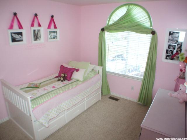 1448 N 200 W, Layton, UT 84041 — photo 8