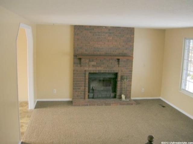 973 W 600 S, Layton, UT 84041 — photo 6
