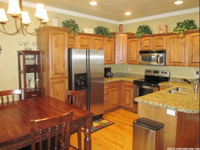 7194 S 420 E, Midvale, UT 84047 — photo 2