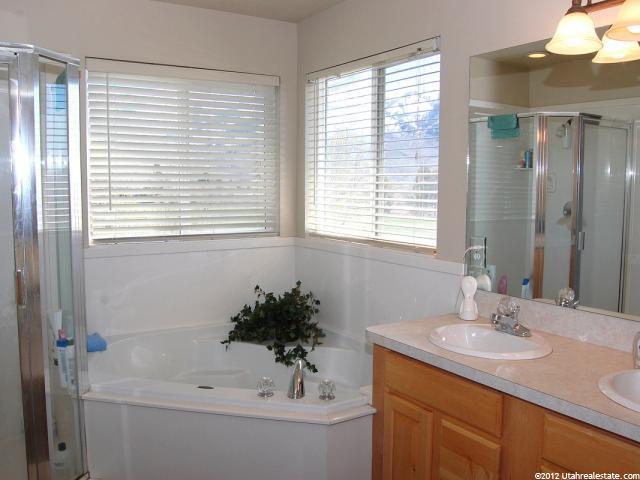 853 E 3200 N, North Ogden, UT 84414 — photo 10