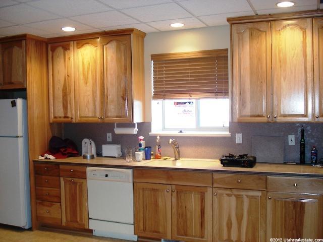 21 E 2263 S, Garden City, UT 84028 — photo 10