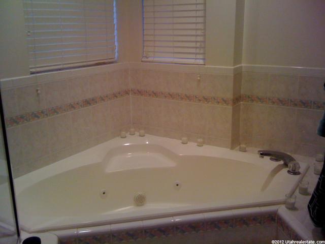 2357 E Oak Ln, Layton, UT 84040 — photo 8