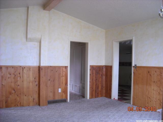 755 W 300 N, Hyrum, UT 84319 — photo 7