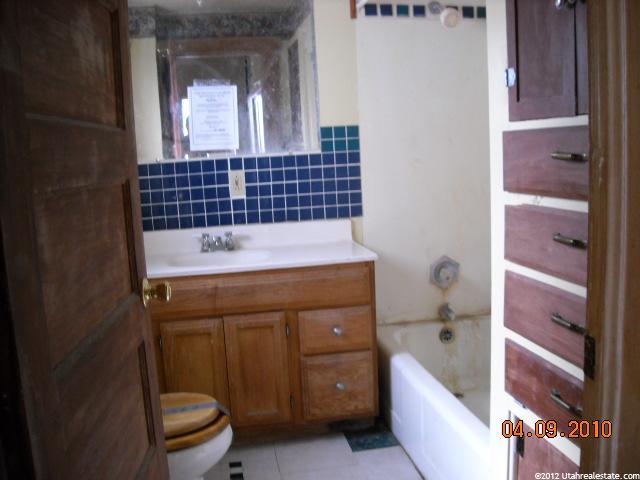 755 W 300 N, Hyrum, UT 84319 — photo 10