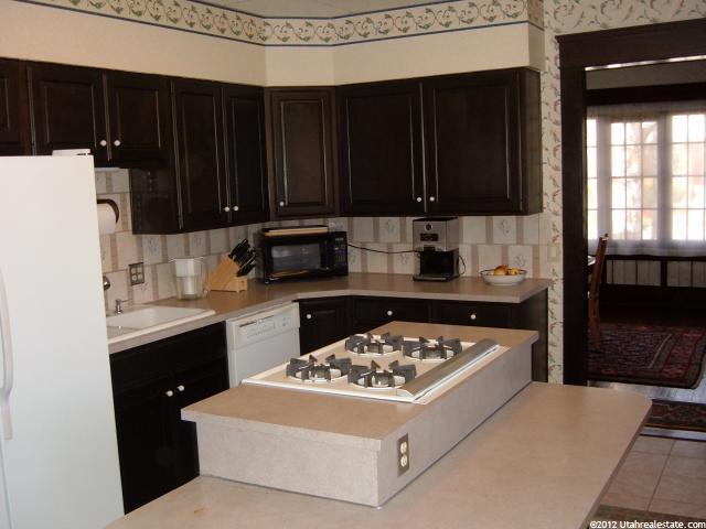 2536 S Jackson E, Ogden, UT 84401 — photo 2
