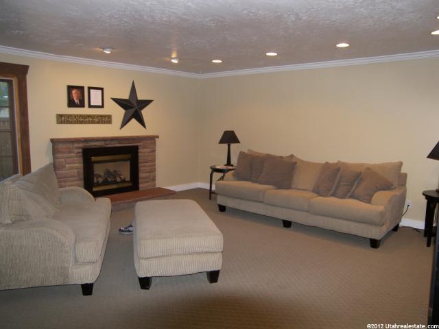 1877 E Meadowmoor S, Holladay, UT 84117 — photo 7