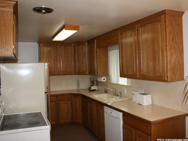 2070 W 5750 S, Roy, UT 84067 — photo 3