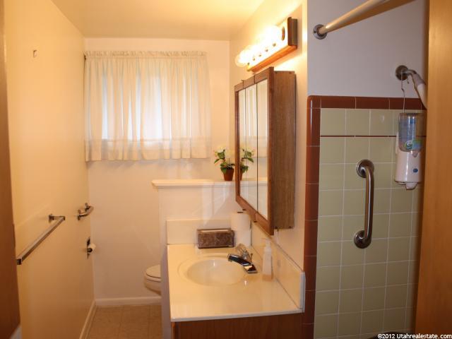 2070 W 5750 S, Roy, UT 84067 — photo 8