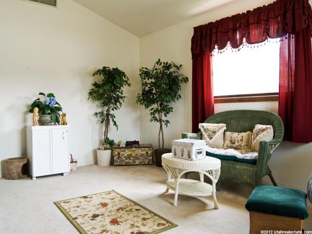 961 E 5650 S, South Ogden, UT 84405 — photo 11