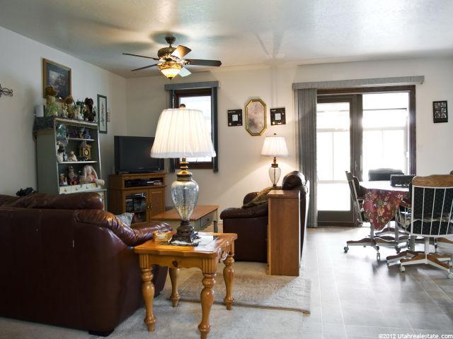 961 E 5650 S, South Ogden, UT 84405 — photo 9