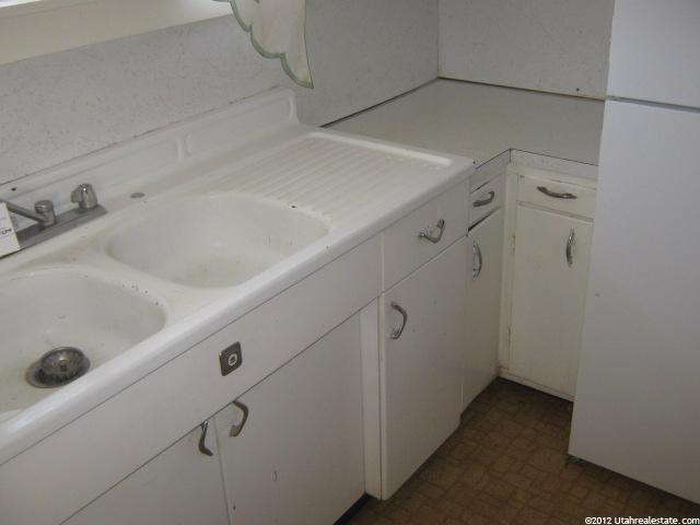 212 S 300 E, Enterprise, UT 84725 — photo 9