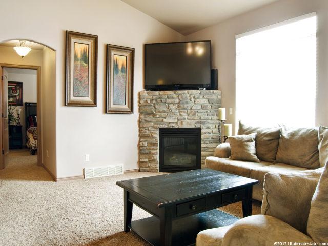 1696 S 2550 W, West Haven, UT 84401 — photo 6