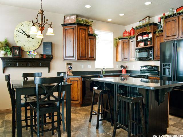 1696 S 2550 W, West Haven, UT 84401 — photo 8