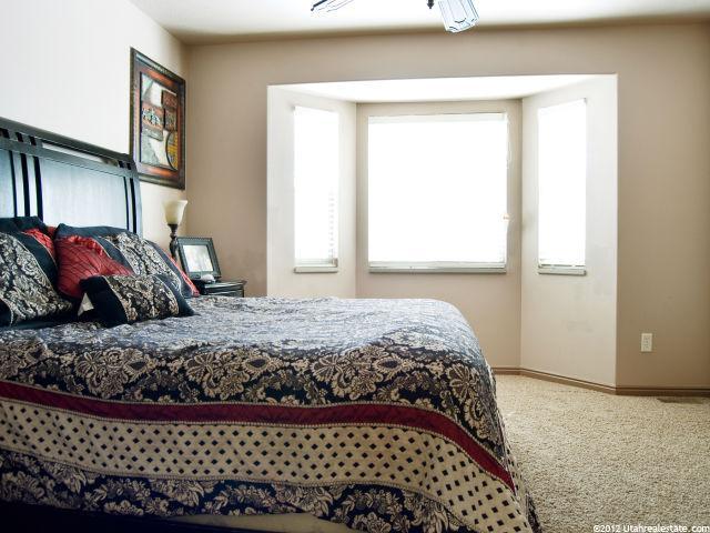 1696 S 2550 W, West Haven, UT 84401 — photo 9