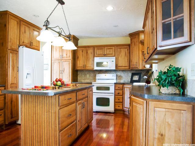 2397 S 900 E, Bountiful, UT 84010 — photo 6