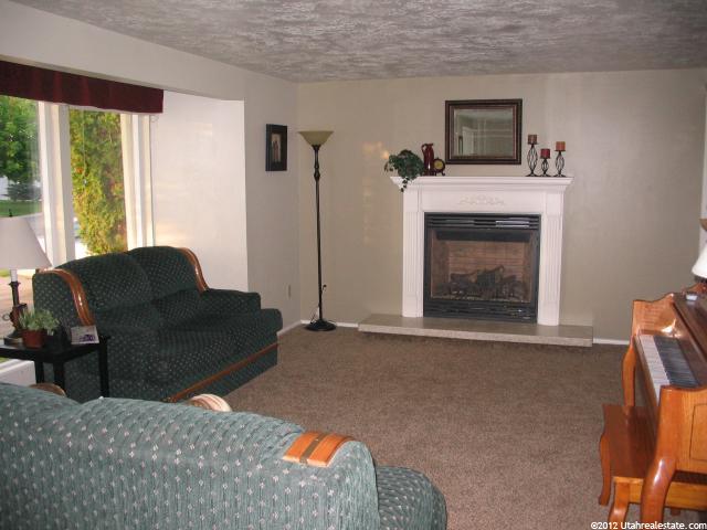 742 E 1200 N, Logan, UT 84341 — photo 2
