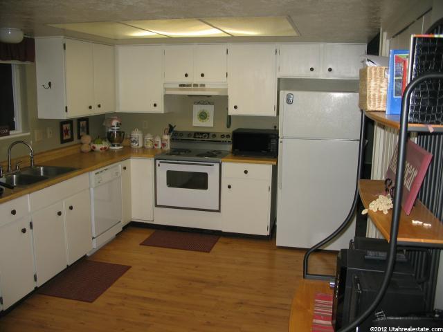 742 E 1200 N, Logan, UT 84341 — photo 4