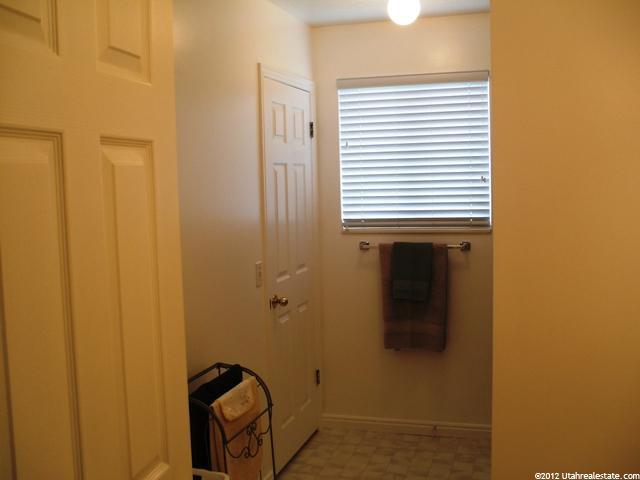 396 W 1850 S, Clearfield, UT 84015 — photo 9
